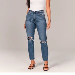 Curve Love High Rise Mom Jean, Medium Ripped Wash Size 29S